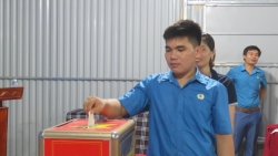 LĐLĐ huyện Vũ Quang thành lập CĐCS, kết nạp 98 đoàn viên