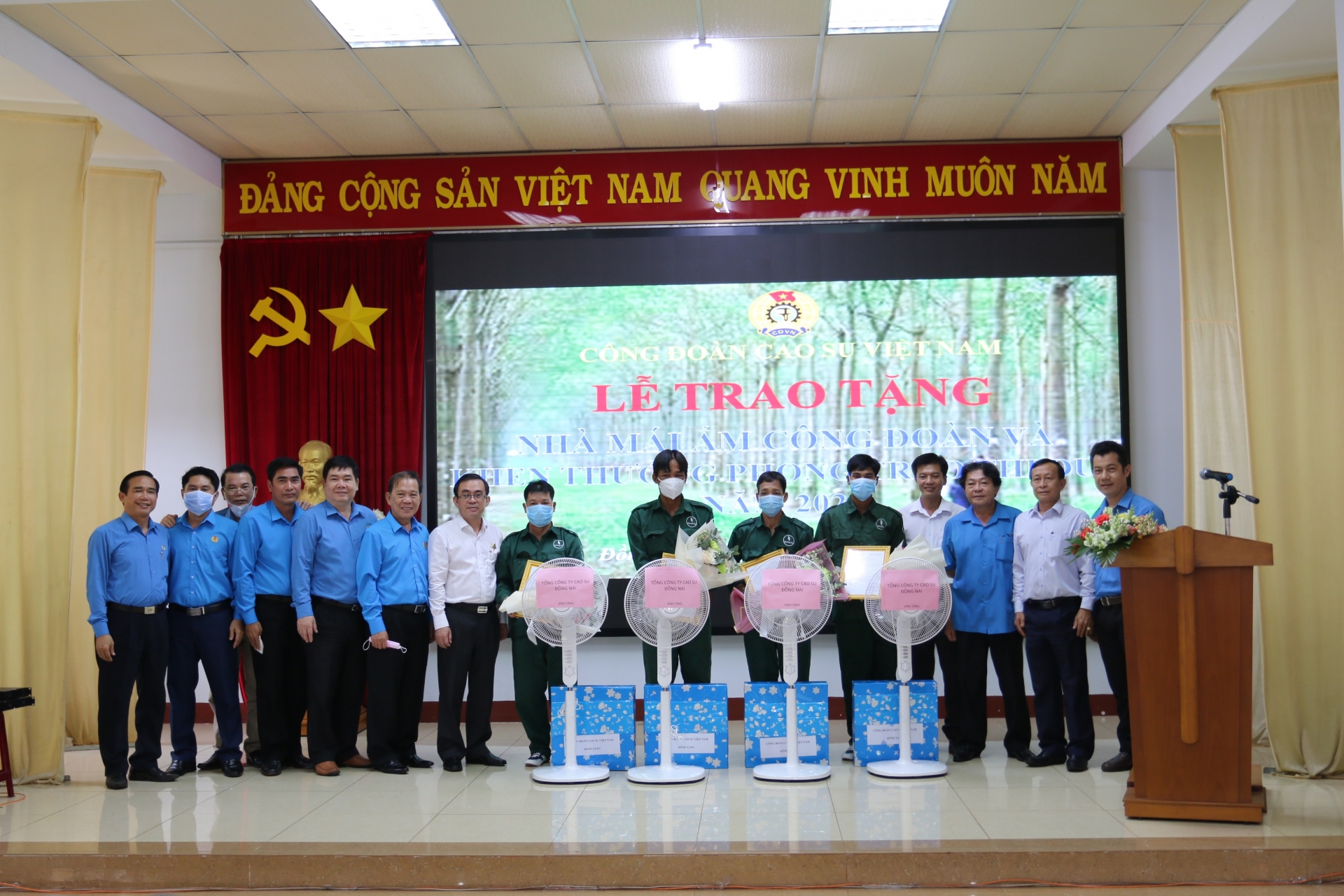 Công đoàn Cao su Việt Nam tập trung nguồn lực chăm lo cho đoàn viên, lao động nghèo