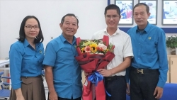 LĐLĐ huyện Cẩm Xuyên chúc mừng các doanh nghiệp nhân ngày Doanh nhân Việt Nam