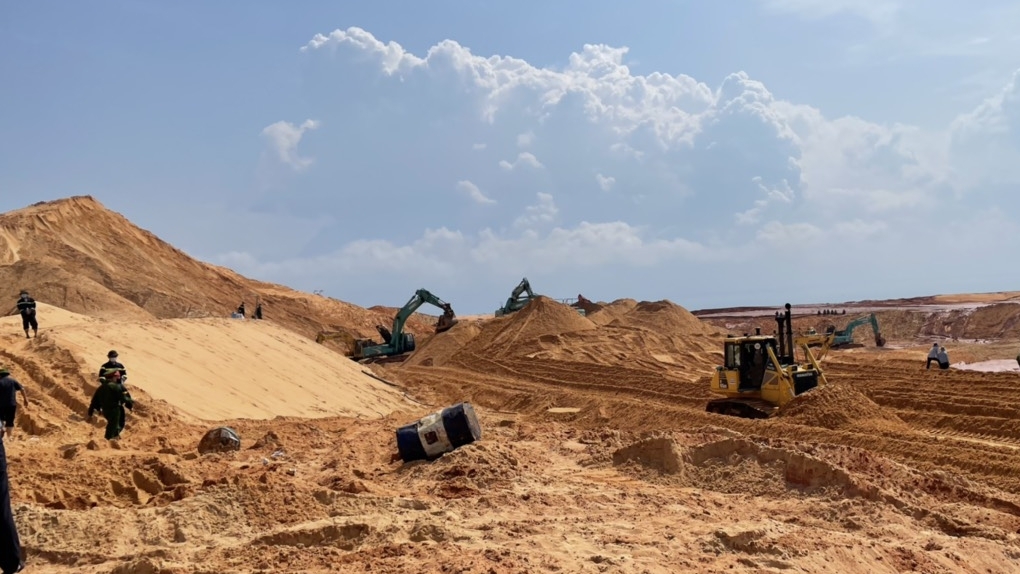 Tìm thấy thi thể công nhân thứ 3 trong vụ sâp mỏ titan ở Bình Thuận
