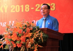 Trao Quyết định công nhận Chủ tịch Liên đoàn Lao động Thành phố Hà Nội