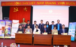 Công đoàn Viên chức Việt Nam phối hợp tuyên truyền về biển, đảo