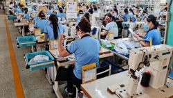Công ty giày da ở Đồng Nai công bố thưởng Tết tới 200% lương cơ bản và lương công việc