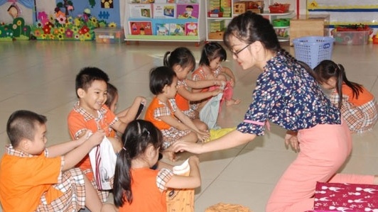 Nam Định: Hỗ trợ giáo viên mầm non tư thục ở địa bàn khu công nghiệp