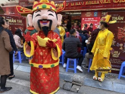 Doanh nghiệp vàng “tung chiêu” hút khách ngày Vía Thần tài