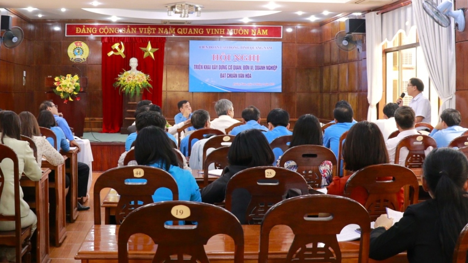 LĐLĐ tỉnh Quảng Nam triển khai xây dựng cơ quan, đơn vị, doanh nghiệp đạt chuẩn văn hóa