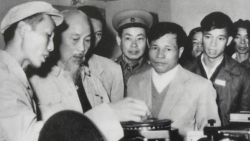 Tư tưởng của Hồ Chí Minh về công đoàn và cán bộ công đoàn