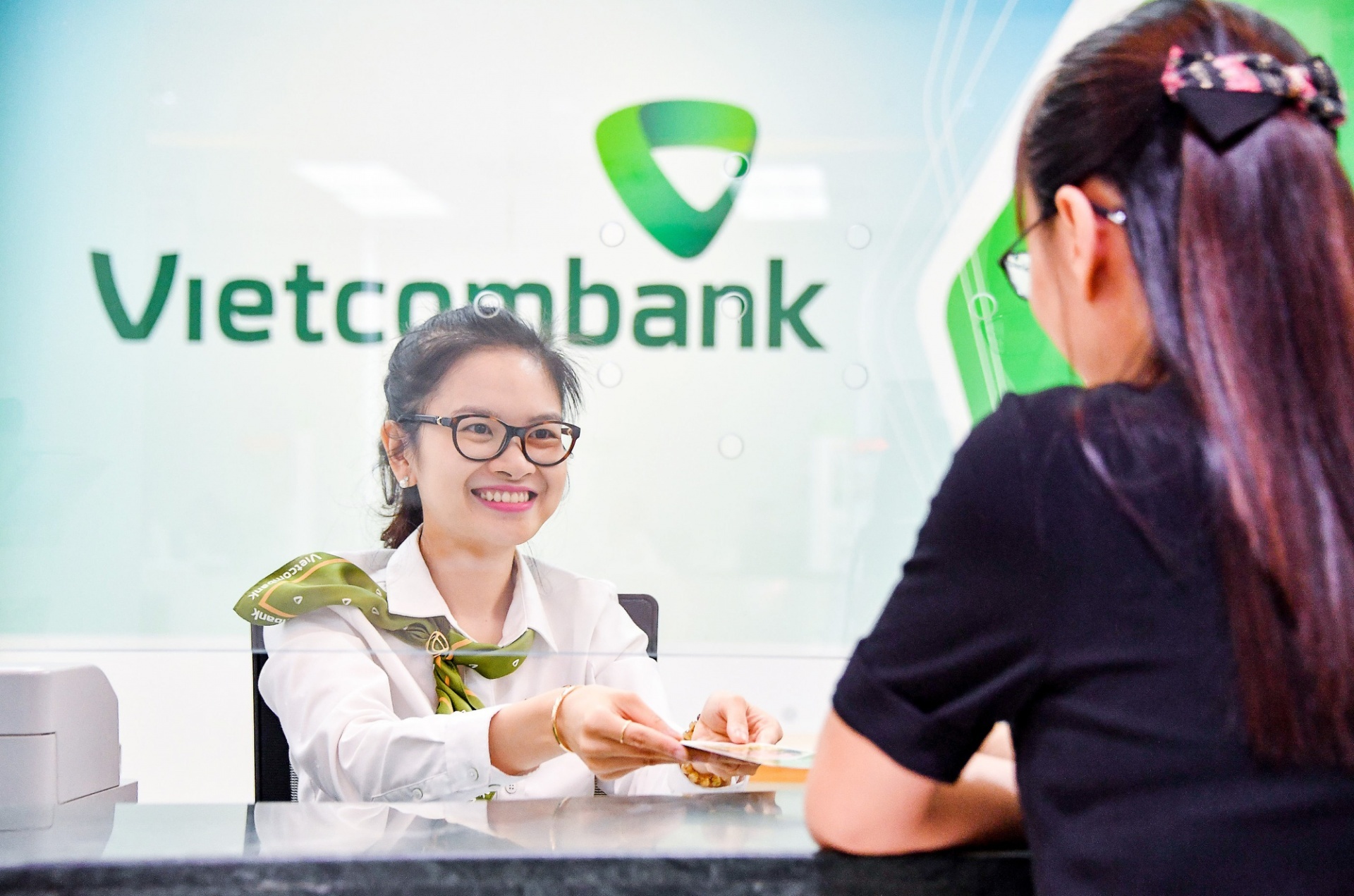 Vietcombank mở lối đi trước để thành công