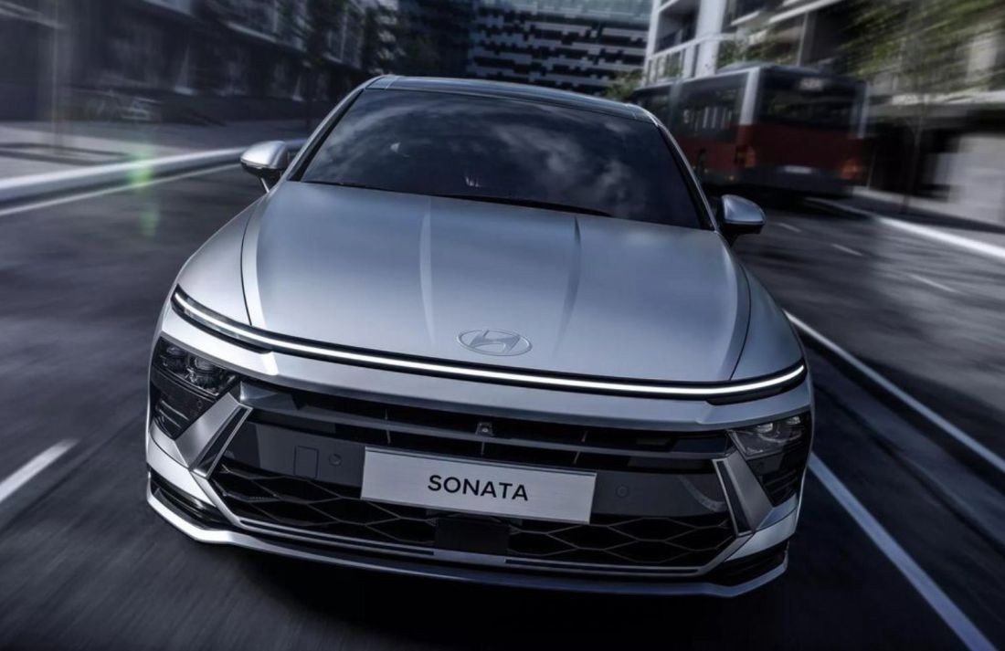 Lộ ảnh Hyundai Sonata phiên bản nâng cấp với thiết kế hoàn toàn mới