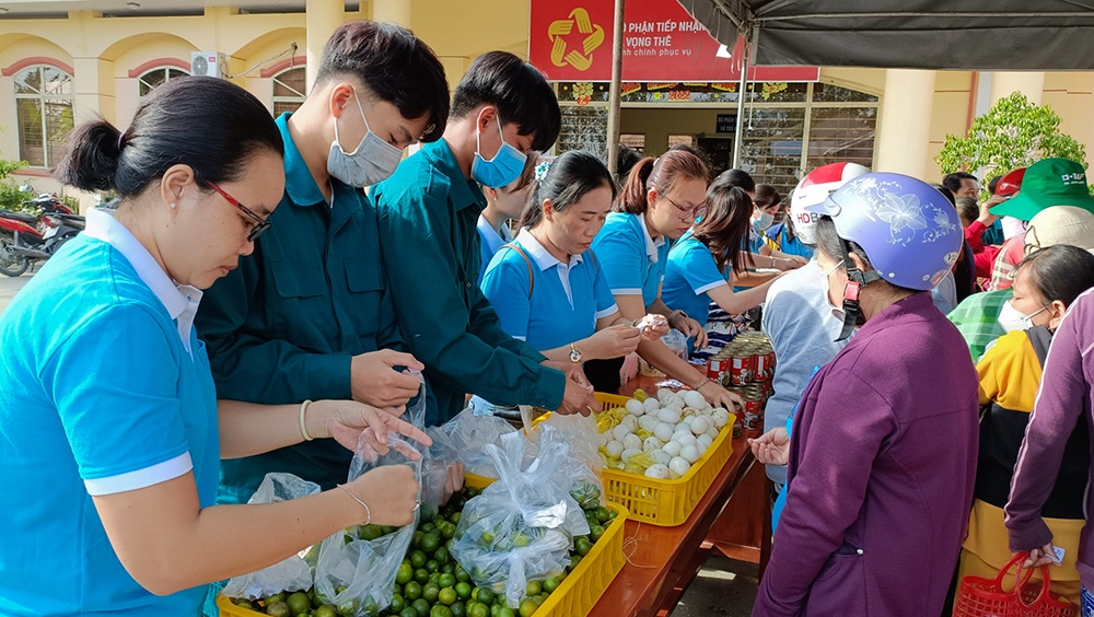 An Giang: “Kết nối công nhân, xây dựng tổ chức Công đoàn”