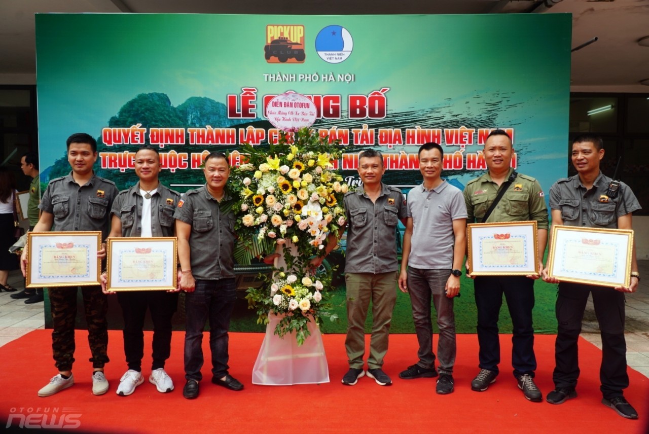 Câu lạc bộ bán tải địa hình Việt Nam (PVC) kỷ niệm 10 năm thành lập