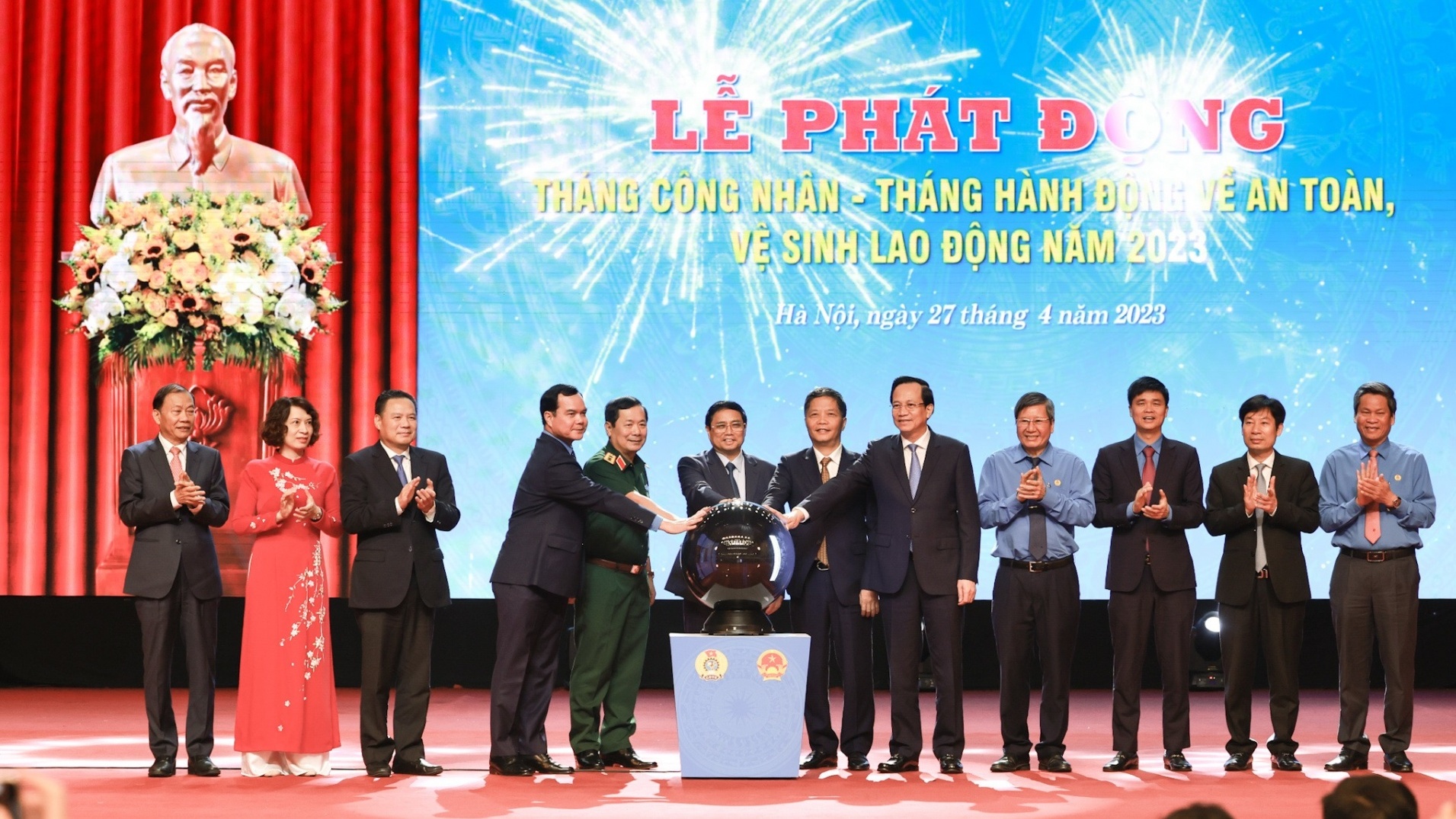 Tổng LĐLĐ Việt Nam phát động Tháng Công nhân và Tháng hành động về ATVSLĐ năm 2023