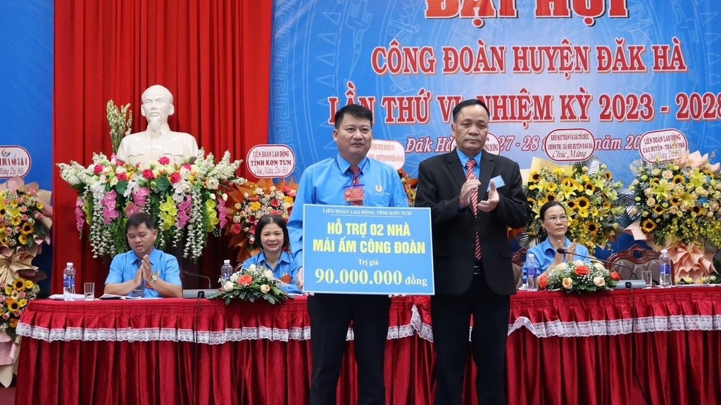 Kon Tum tổ chức thành công đại hội điểm Công đoàn huyện Đăk Hà