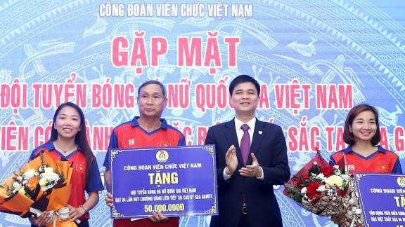 Công đoàn Viên chức Việt Nam gặp mặt các vận động viên xuất sắc tại SEA Games 32