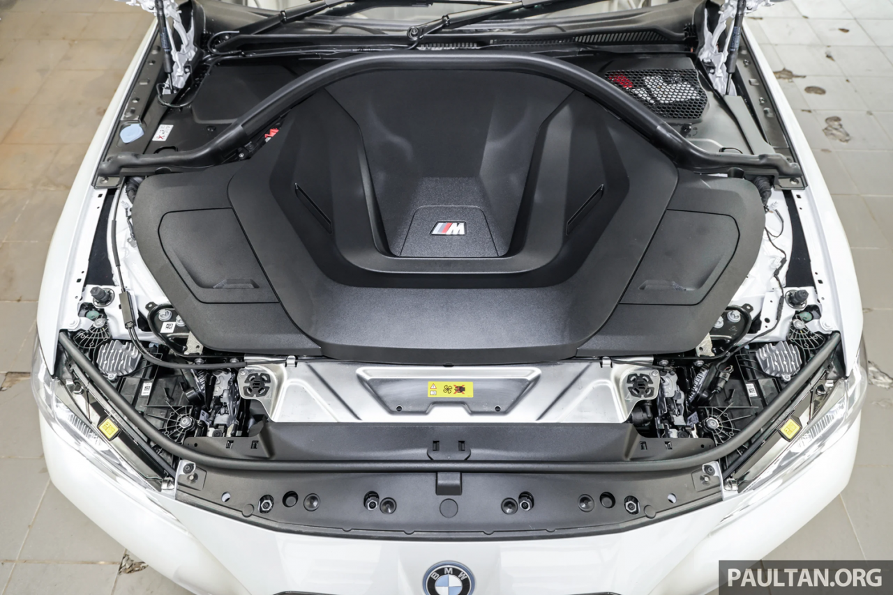 Xe điện BMW i4 M50 giá từ 2,1 tỷ đồng tại Malaysia