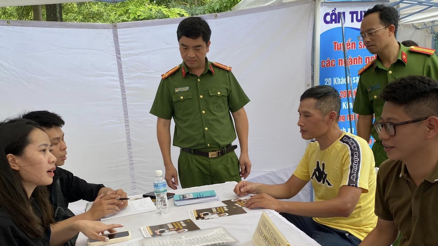 Hỗ trợ, tạo công ăn việc ổn định cho những người đã một thời lầm lỡ