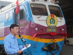 Khai trương đoàn tàu tuyên truyền chào mừng Đại hội XVI Công đoàn Đường sắt Việt Nam