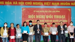 Lãnh đạo tỉnh Lâm Đồng đối thoại với người lao động: Tiếp thu và trả lời thỏa đáng