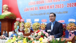 Đồng chí Rơ Chăm Long tái đắc cử Chủ tịch Liên đoàn Lao động tỉnh Kon Tum
