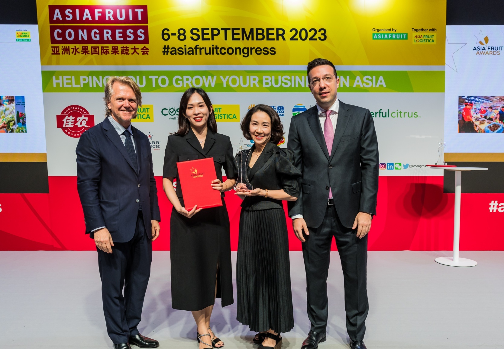 WinCommerce nhận giải “Nhà bán lẻ của năm” tại Asia Fruit Awards 2023