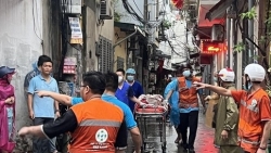 Vụ cháy chung cư mini tại Hà Nội: Tập trung cứu chữa nạn nhân