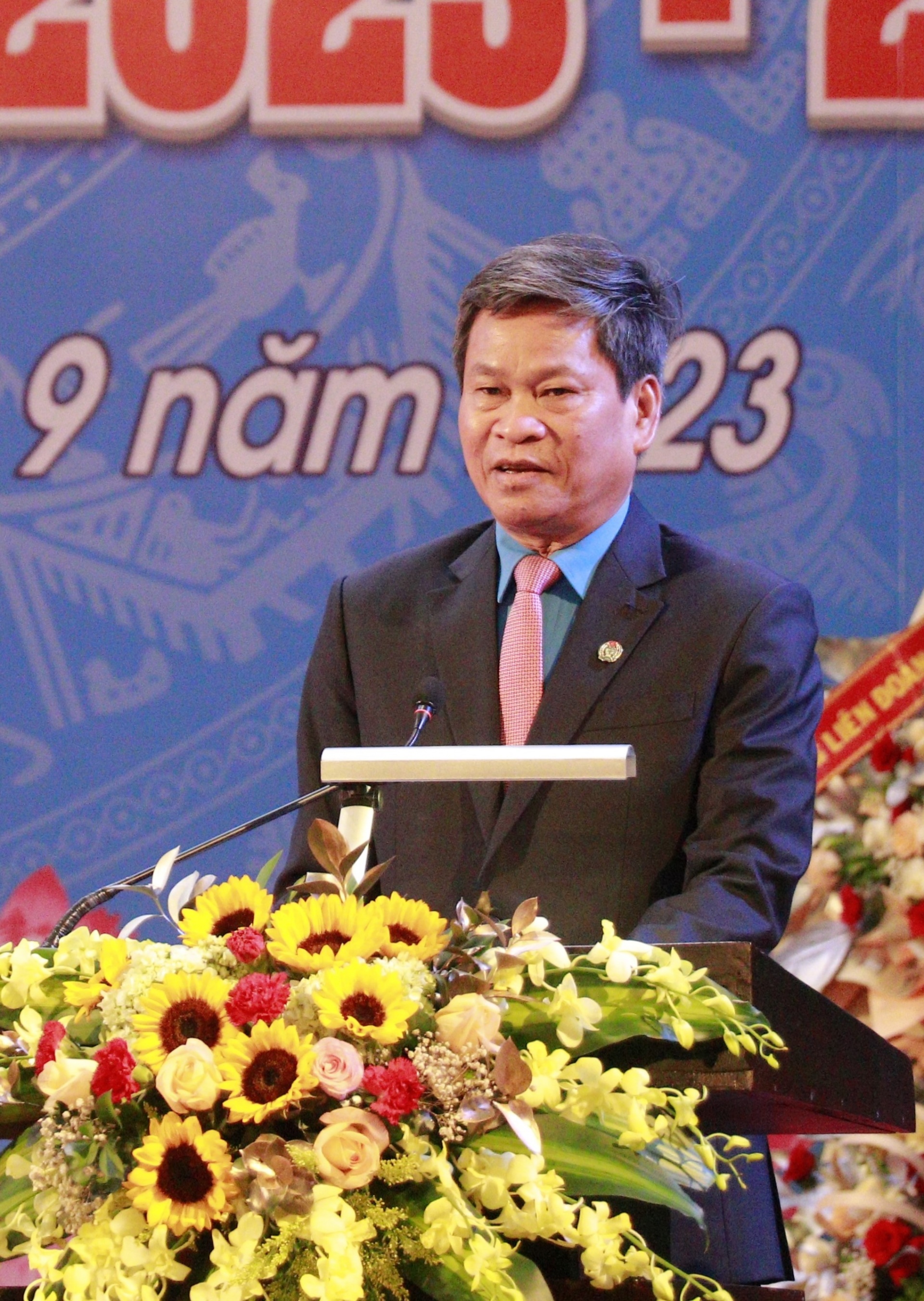 Đồng chí Lê Minh Nhân tái đắc cử Chủ tịch LĐLĐ tỉnh Thừa Thiên Huế