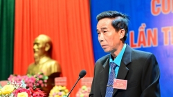Đồng chí Trần Văn Trạch được bầu giữ chức Chủ tịch LĐLĐ tỉnh Vĩnh Long