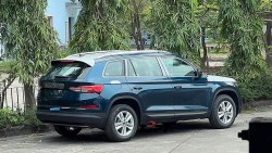 Skoda Kodiaq vừa xuất hiện tại Việt Nam có gì để đấu với Hyundai Santa Fe?