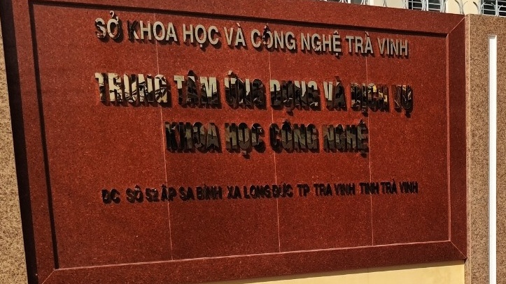 Hàng chục cán bộ, viên chức, lao động ở Trà Vinh bị nợ lương gần 1 năm