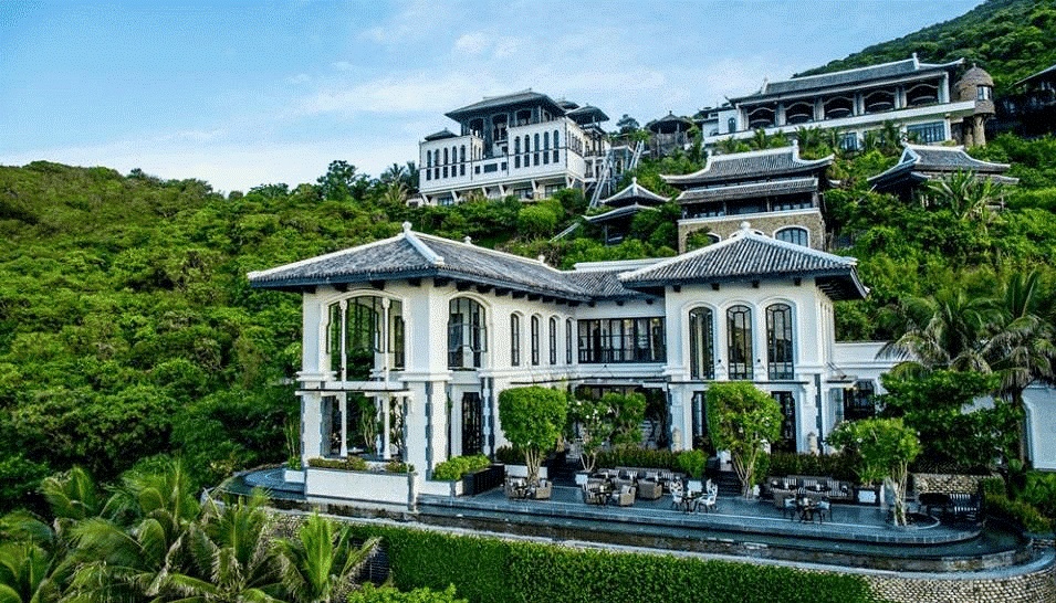 Khu nghỉ dưỡng tỷ phú Bill Gates lưu trú ở Việt Nam được Hello! đánh giá "phi thường"