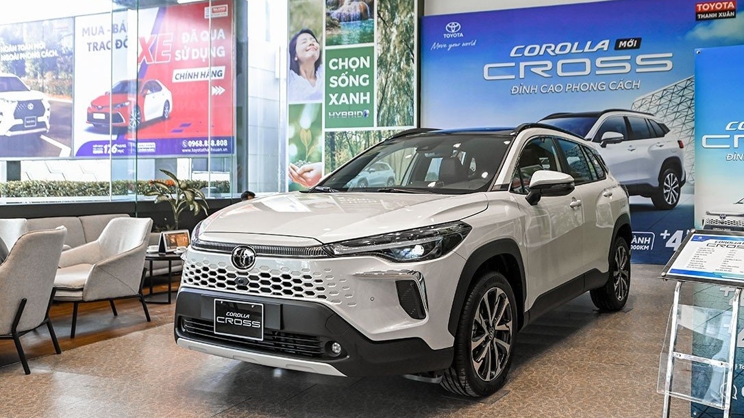 Cận cảnh Toyota Corolla Cross 2024: Nâng cấp thiết kế, thêm trang bị nhưng lại giảm giá