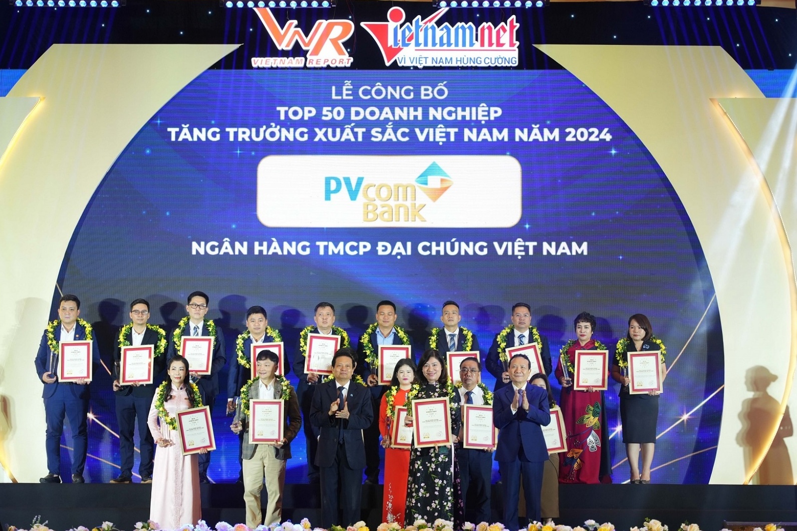 PVcomBank được vinh danh là doanh nghiệp phát triển nhanh nhất Việt Nam 2024