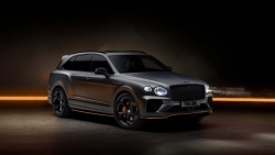 Bentley Bentayga S phiên bản Black Edition công bố giá gần 17 tỷ đồng tại Việt Nam