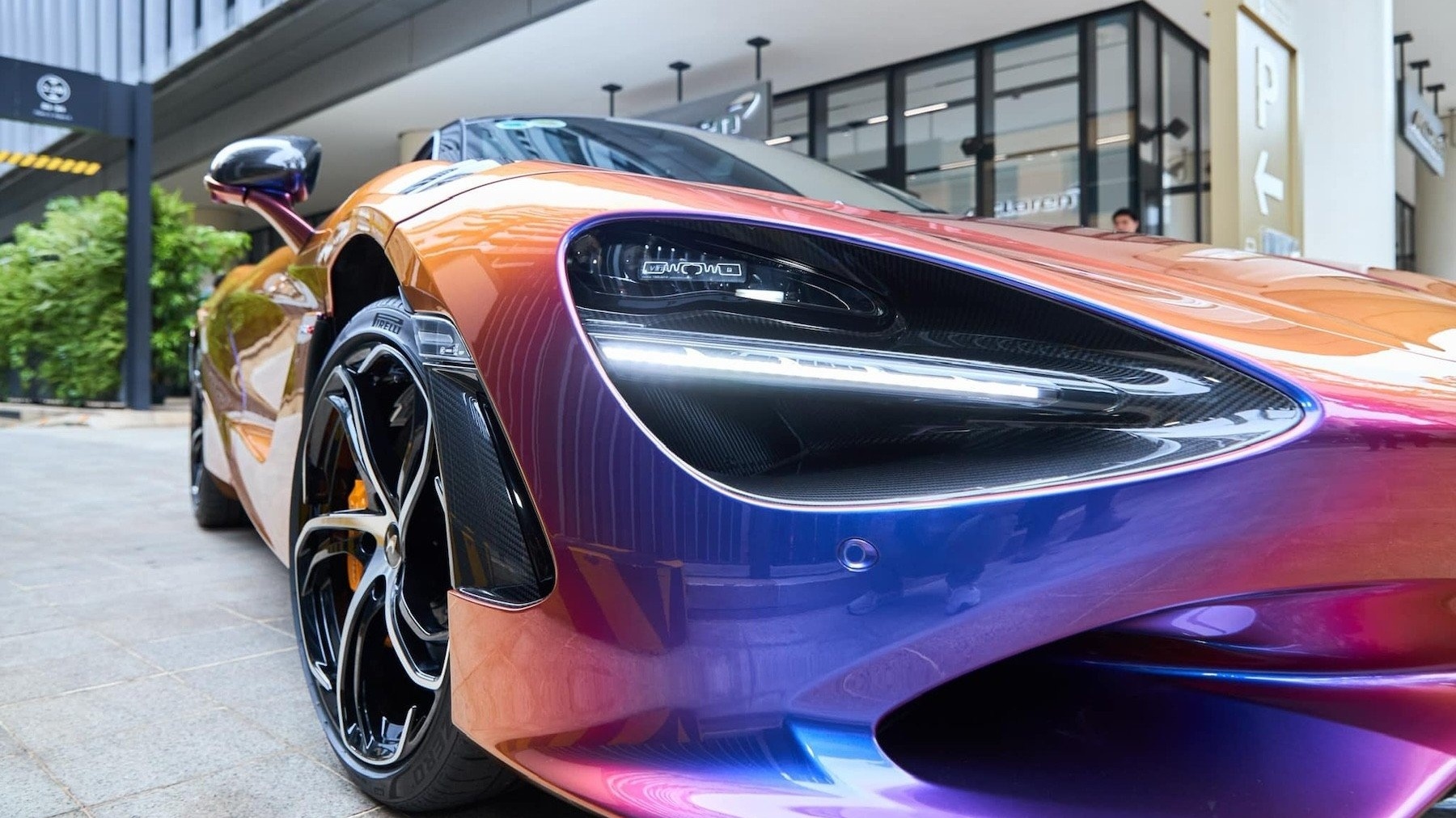 Đại gia tiền số tậu siêu xe McLaren 750S Coupe, riêng biển số tứ quý đã hơn 1,5 tỷ đồng