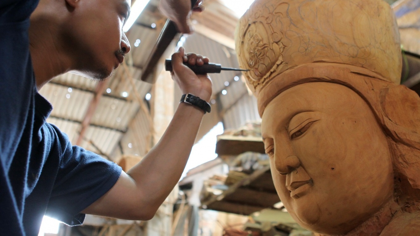 Tài hoa đôi tay người thợ tạc tượng Phật ở Sơn Đồng
