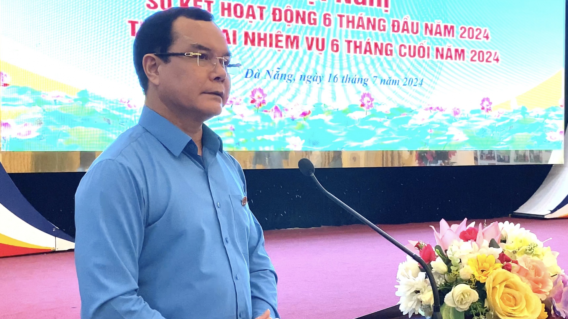 Đồng chí Nguyễn Đình Khang lưu ý công tác kiểm tra giám sát với LĐLĐ 5 thành phố lớn