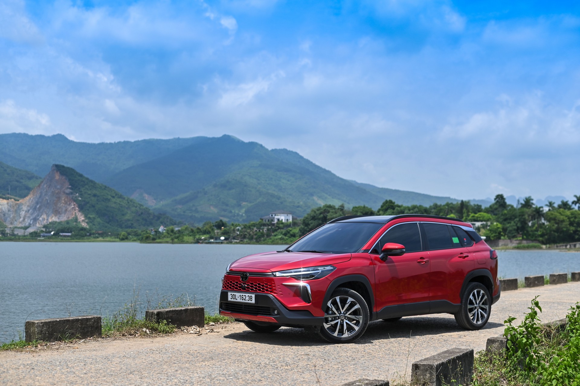 “Toyota Corolla Cross 1.8V là sự lựa chọn hoàn toàn đúng đắn”