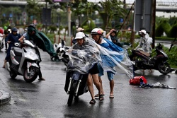 “Bảo trọng nhé, miền Bắc” và điều tử tế trong tâm bão Yagi