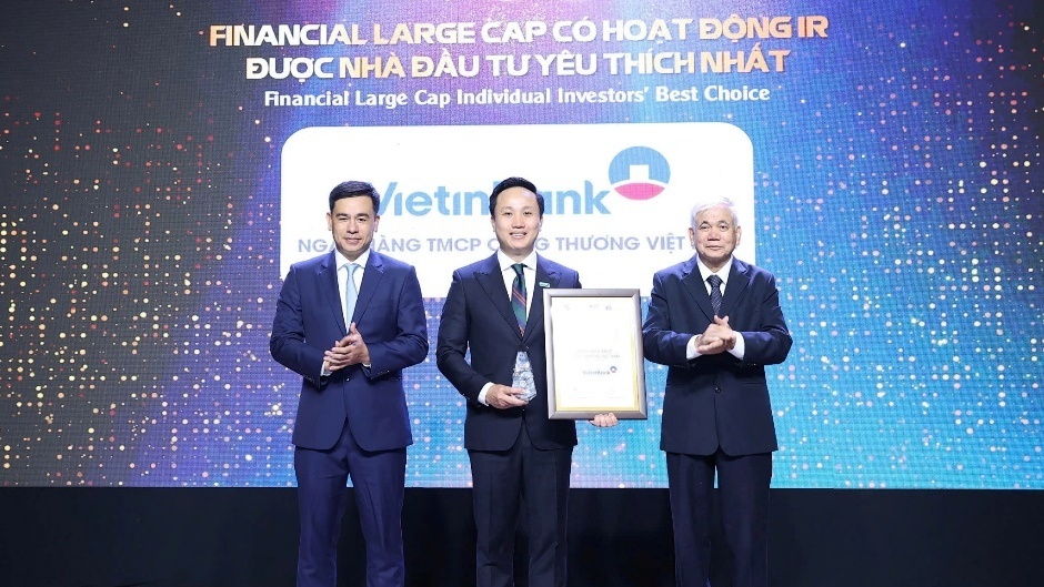 VietinBank lần thứ hai liên tiếp nhận danh hiệu DNNY có hoạt động Quan hệ nhà đầu tư được yêu thích nhất