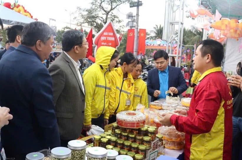 Khi Tết Công đoàn không chỉ là niềm vui của riêng ai