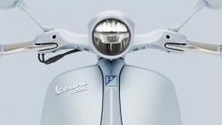 Vespa 946 phiên bản rắn ra mắt, màu sơn cực lạ, giá đắt hơn ô tô