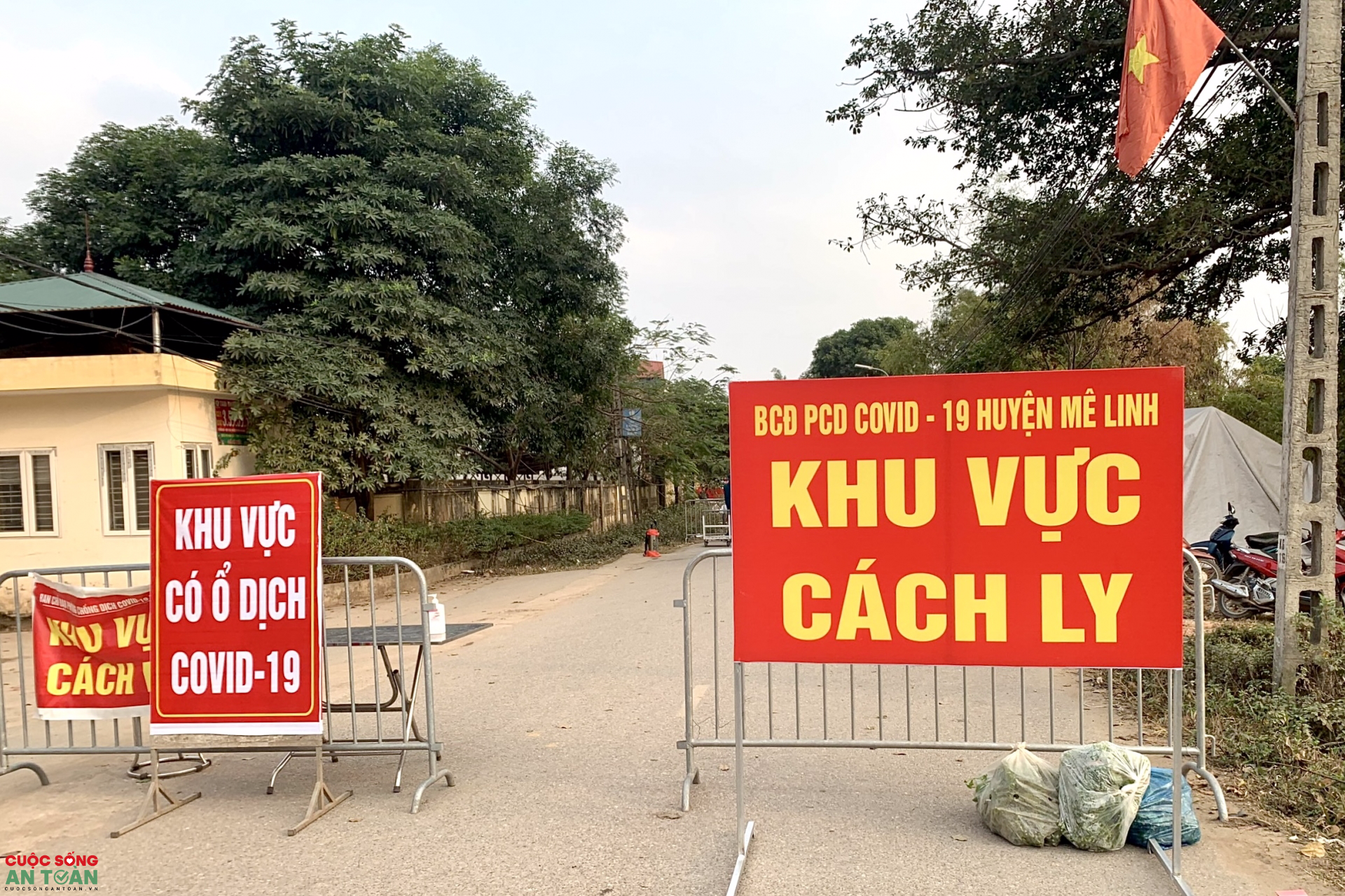 COVID 19 tại Hà Nội: Chung cư Láng Hạ, ĐH FPT và T6 Times City được dỡ bỏ phong toả