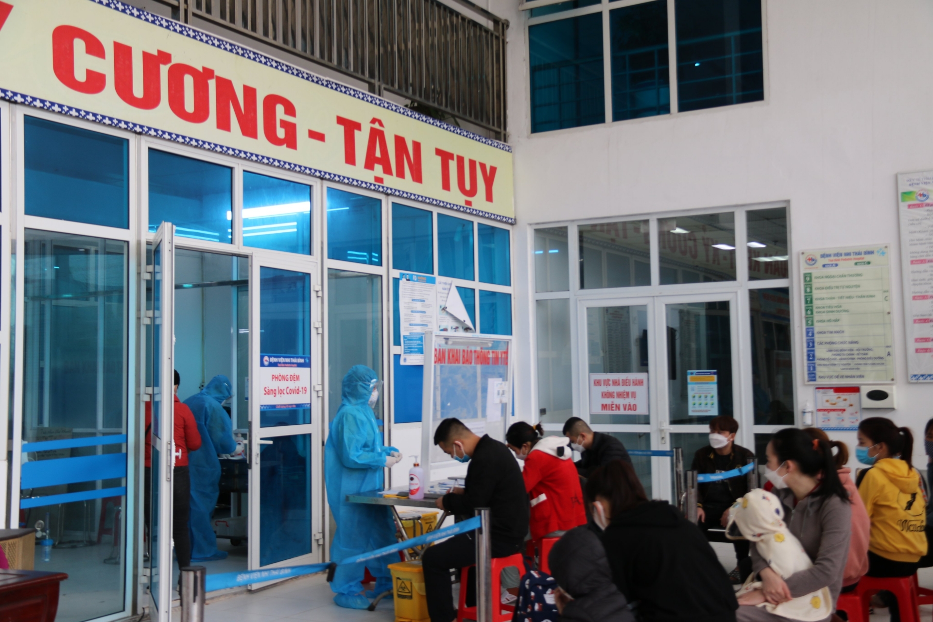 Bệnh viện Nhi Thái Bình: Vững vàng vượt mọi khó khăn để hoàn thành nhiệm vụ