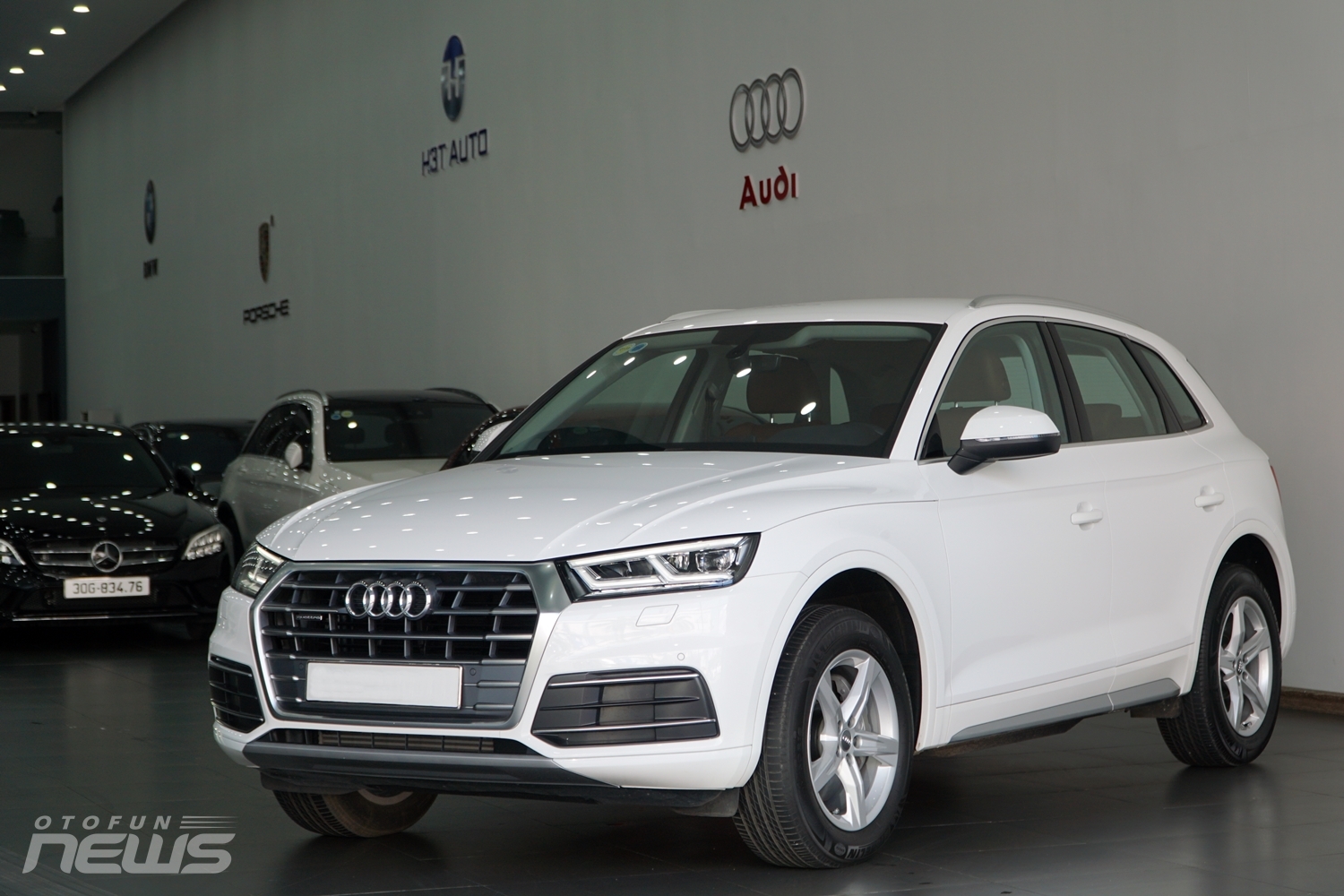 Audi Q5 2019 chạy lướt gần 9.000km giá hơn 2,2 tỷ đồng