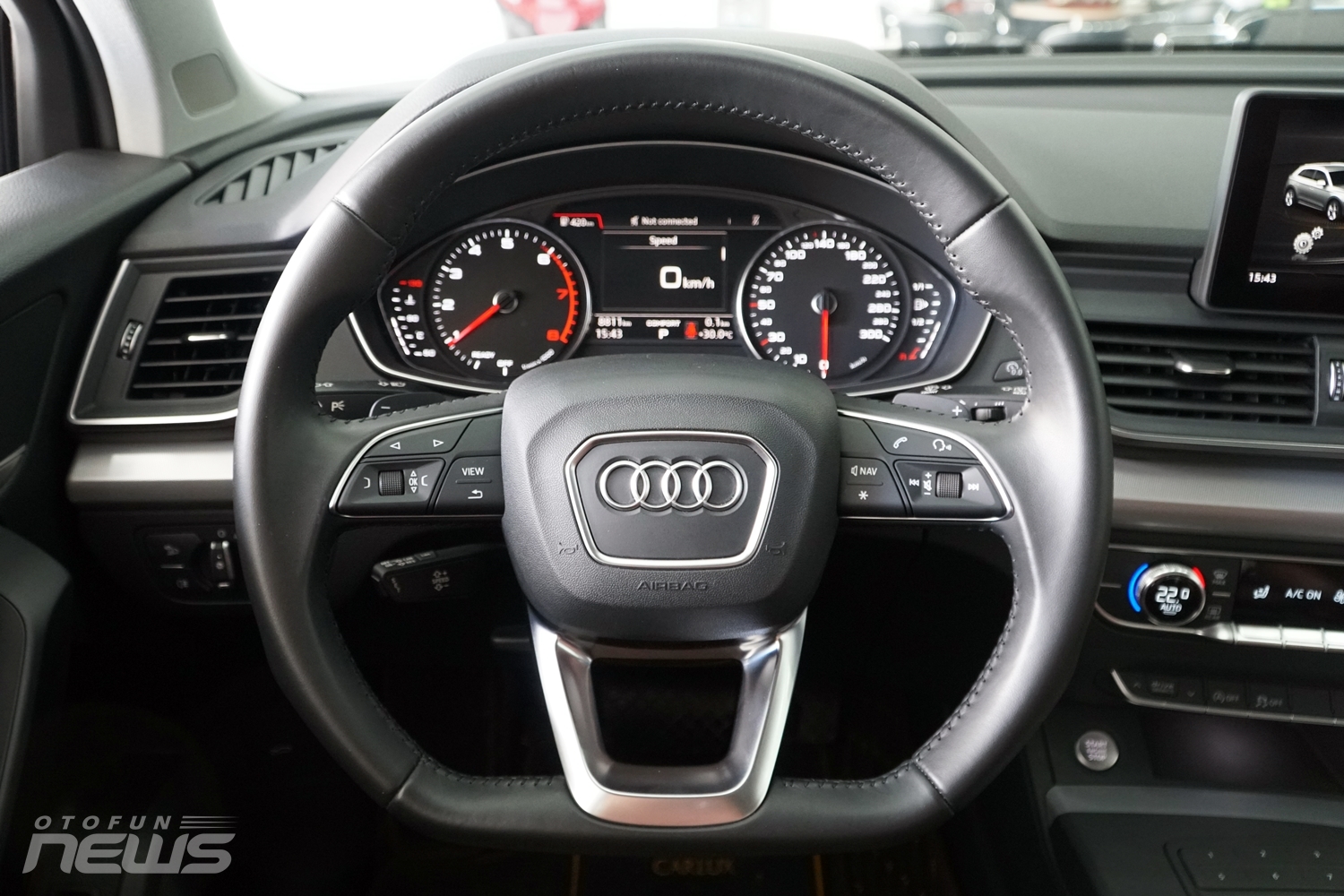 Audi Q5 2019 chạy lướt gần 9.000km giá hơn 2,2 tỷ đồng