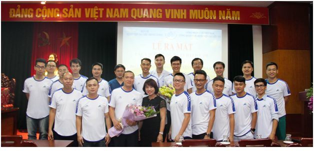 “FC Da liễu” thúc đẩy phong trào rèn luyện sức khỏe cho cán bộ, nhân viên y tế
