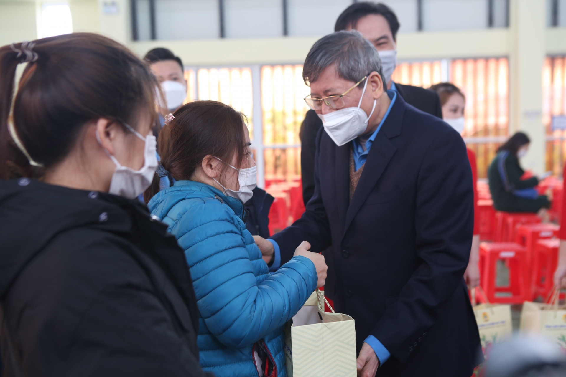 Phó Thủ tướng Lê Văn Thanh thăm nơi ở của công nhân, lao động tại thiết chế Công đoàn