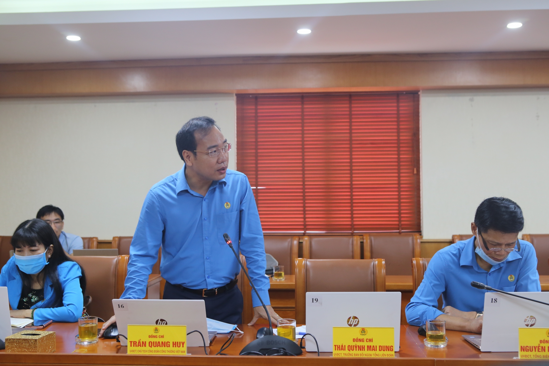 Góp ý sơ kết nửa nhiệm kỳ thực hiện Nghị quyết Đại hội XII Công đoàn Việt Nam