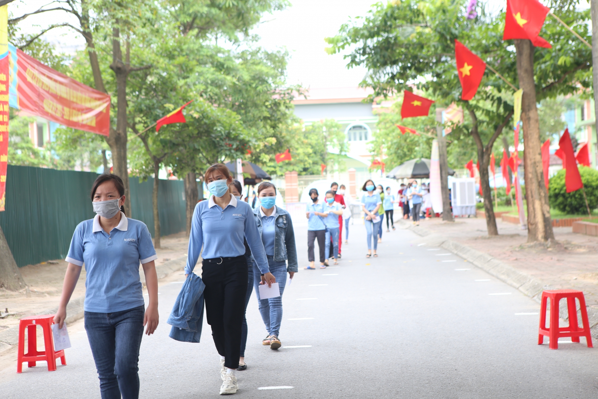 Công nhân các khu công nghiệp Hà Nội: Mong đại biểu quan tâm đến người lao động