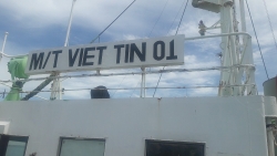 Mừng hụt nhiều lần, thuyền viên tàu Việt Tín 01 dự kiến rời tàu trong 2 - 3 ngày tới